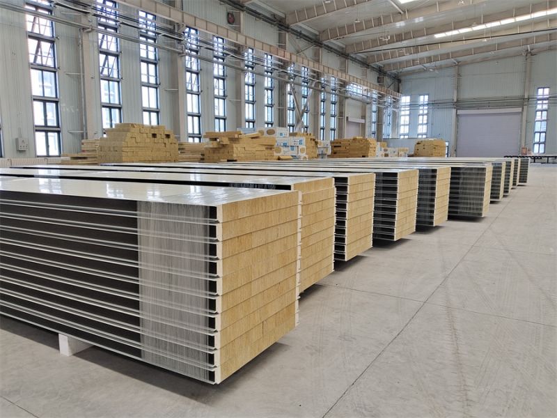 为什么一定要选择聚氨酯封边岩棉墙面板